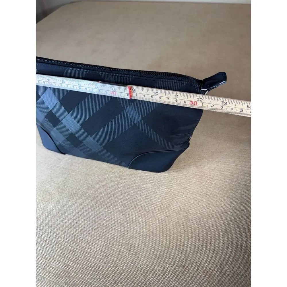 Burberry Cosmetic Bag, black check, Zips and snaps